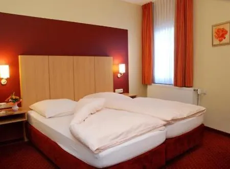 Tivoli فندق أوسترهولتس-شارمبك